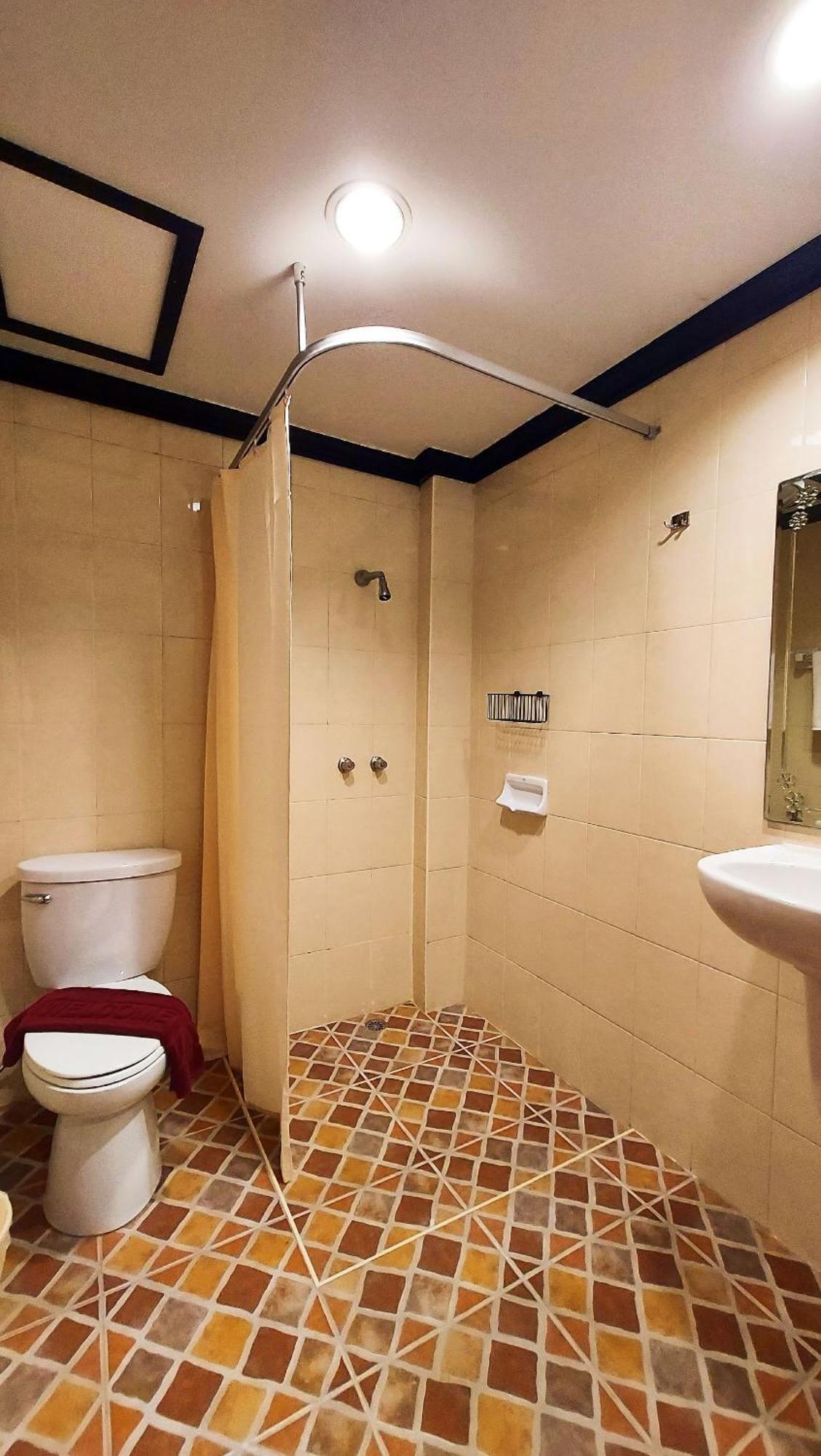 Sawasdee Apartment Patong ภายนอก รูปภาพ